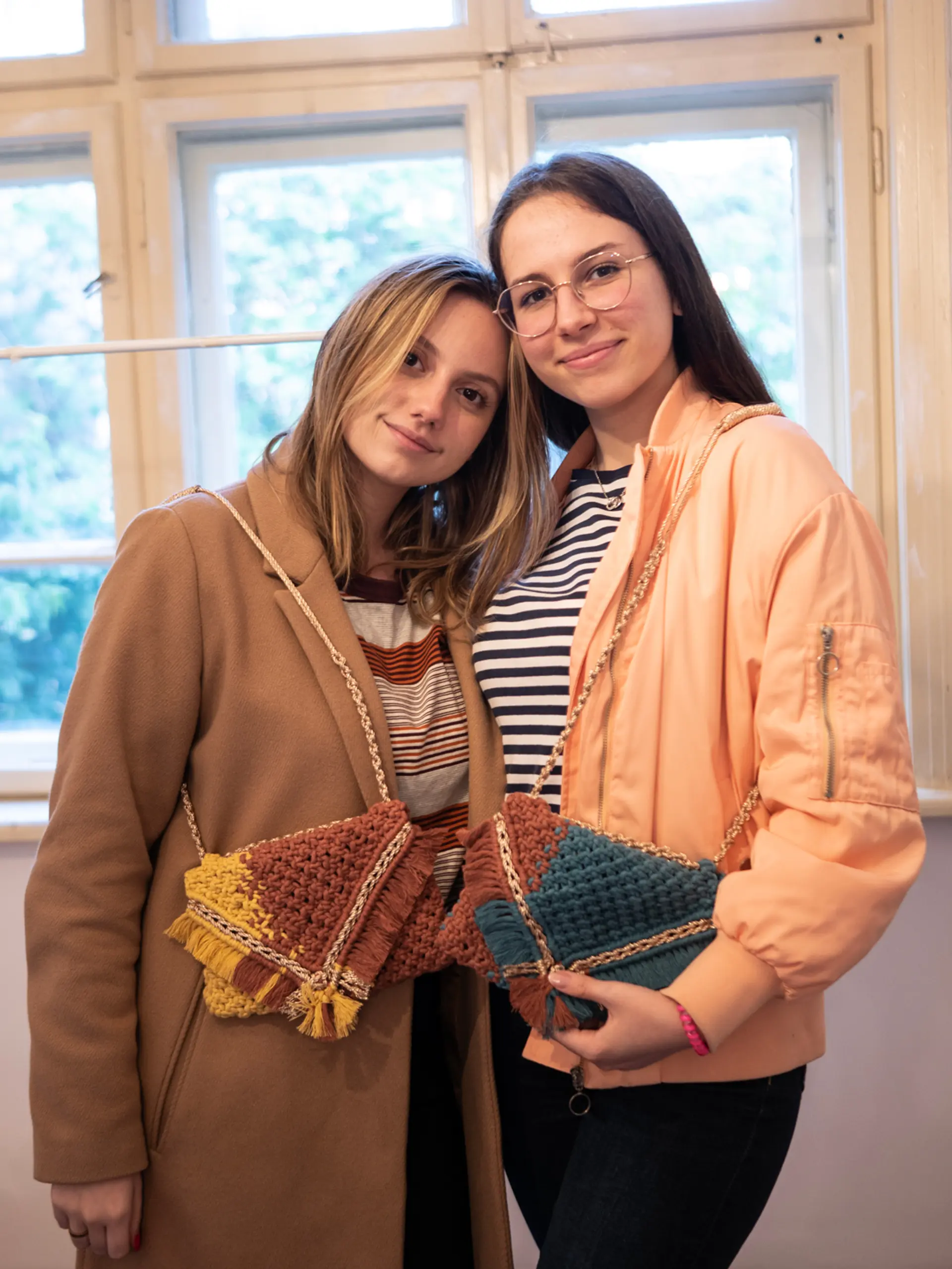 macrame clutch done